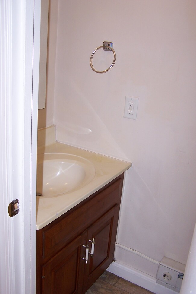 Downstairs Half Bath - 141 N Bedford St