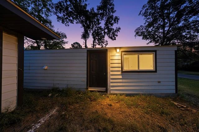 Building Photo - 631 Baker St