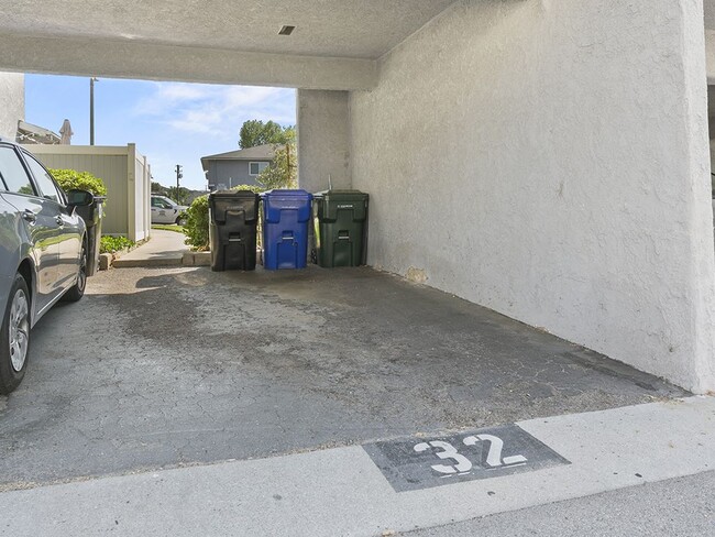 Building Photo - 20757 Plum Canyon Rd