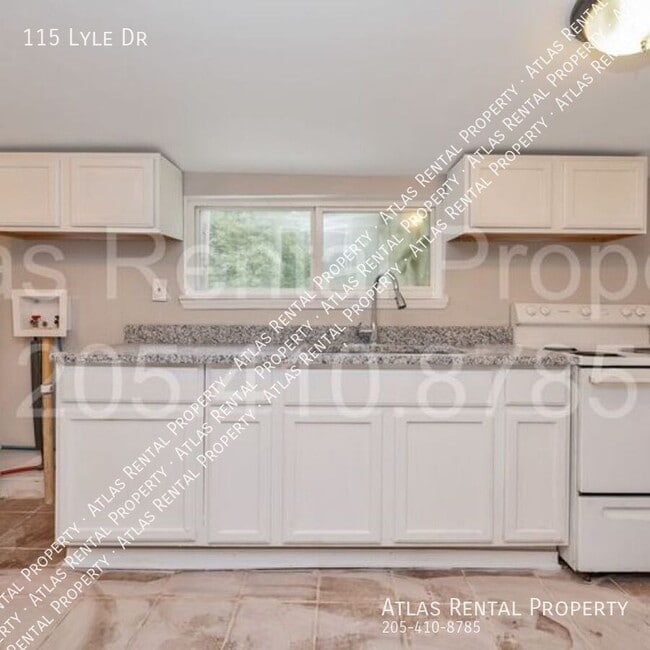 Building Photo - 115 Lyle Dr