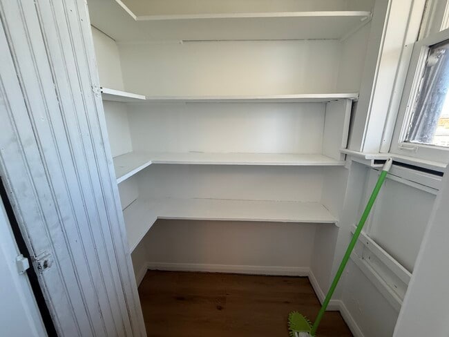 Building Photo - 3943 N Kostner Ave