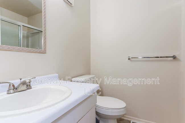 Building Photo - 1107 Woodhollow Dr