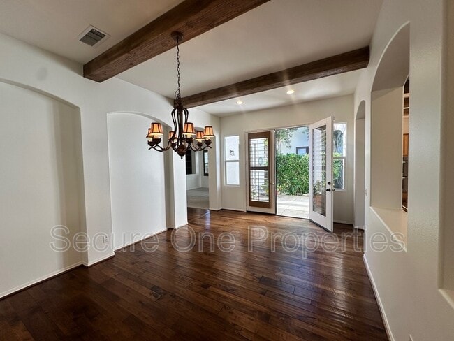 Building Photo - 5199 Via Dolores