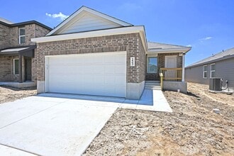 Building Photo - 223 Zyra Ave