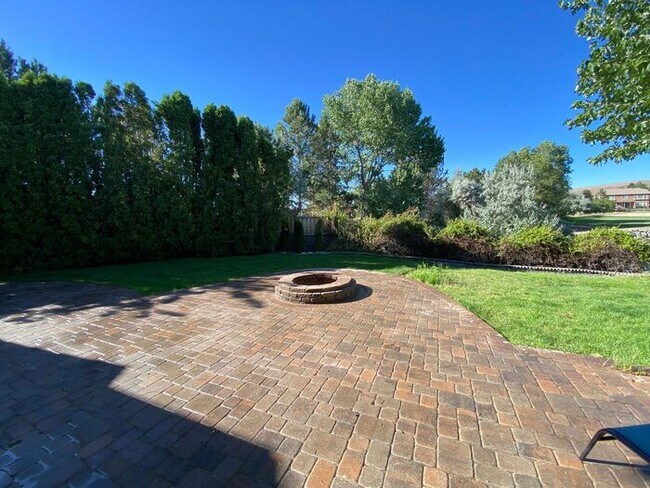 Building Photo - Wingfield Springs/Red Hawk Golf Course - E...