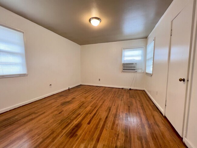 Building Photo - MOVE-IN SPECIAL: Cozy 2-Bedroom Home Near Texas Tech & the Medical District