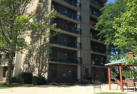Building Photo - 542 W 53rd St