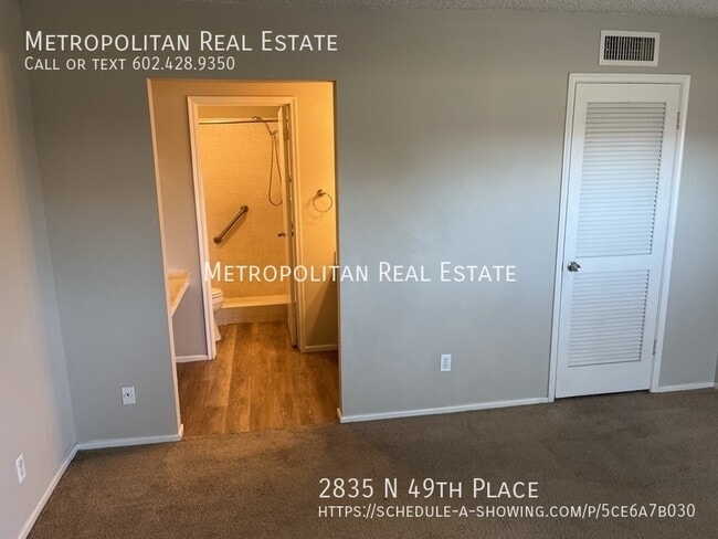 Building Photo - 2835 N 49th Pl