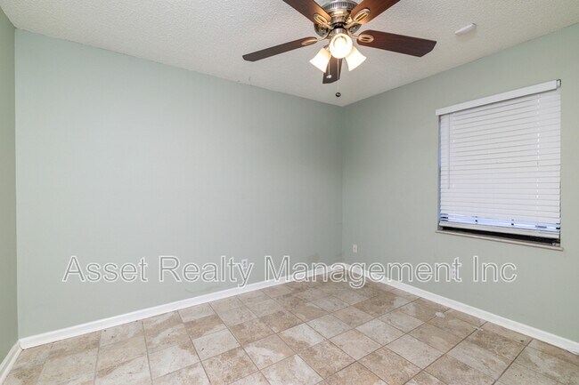 Building Photo - 928 Chip Cove Ln