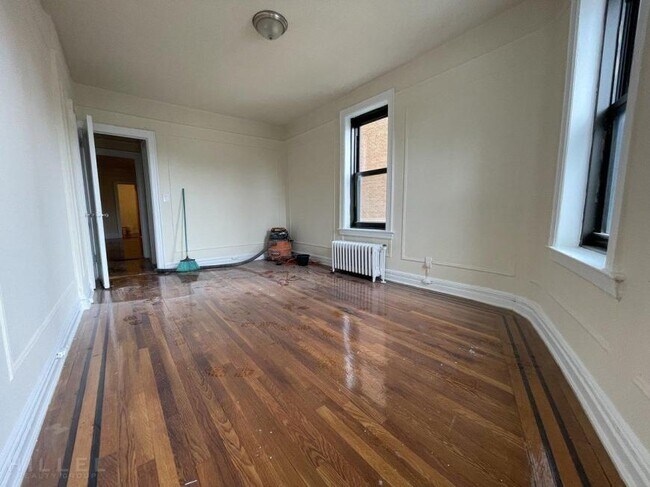 Building Photo - 1 bedroom in FLUSHING NY 11358