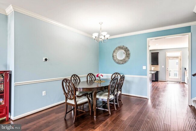 Building Photo - 23638 Sailfish Square