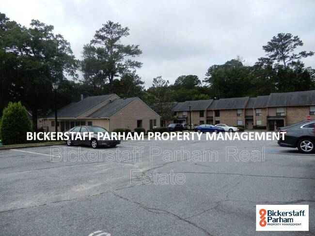 Building Photo - 4312 Old Macon Rd
