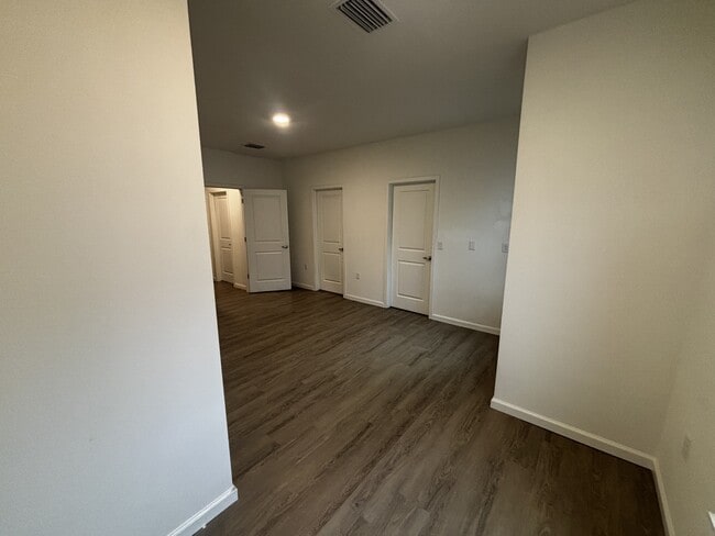 Building Photo - 1209 Southstation Pl