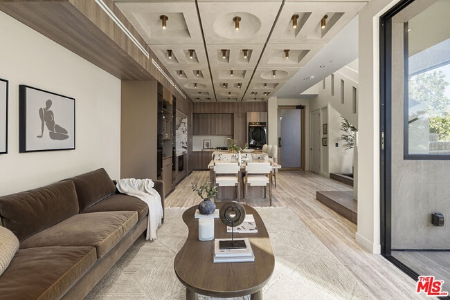 Building Photo - 1021 N Ogden Dr