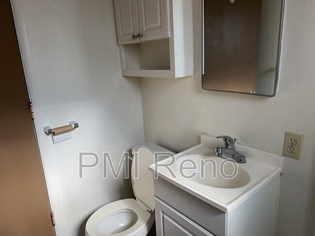 Building Photo - 2075 Patton Dr