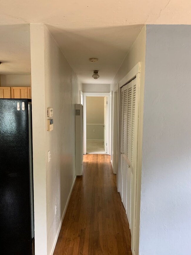 Building Photo - 3 Bedroom, PET FRIENDLY House in Fieldbrook