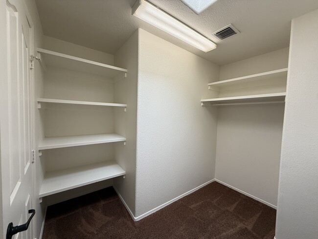 Building Photo - 11655 E 35th St