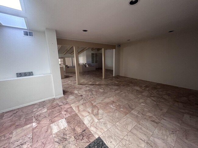 Building Photo - 563 Black Bear Rd NE