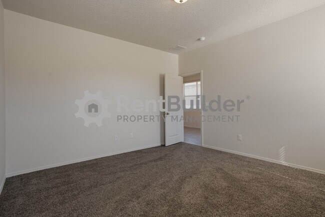 Building Photo - CALL US TODAY AT (505) 808-6467 TO SCHEDUL...