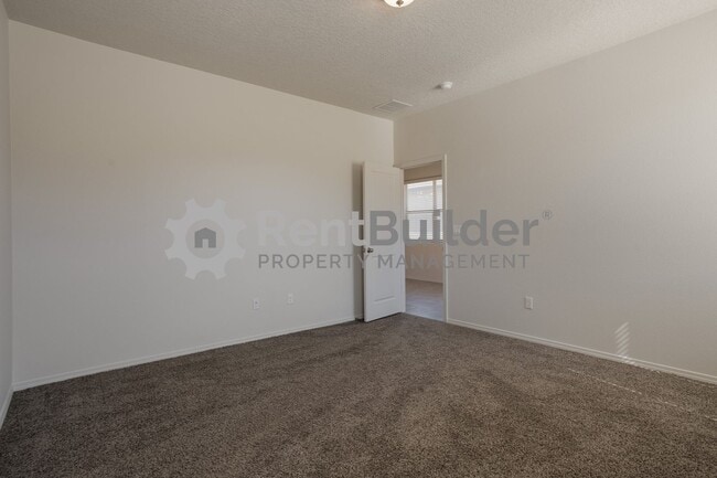 Building Photo - !!WINTER PRICING SPECIAL!!!  CALL US TODAY AT (505) 808-6467 TO SCHEDULE A CONVENIENT SHOWING