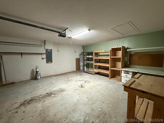 Building Photo - 548 SW Undallo Rd