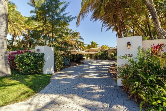 Building Photo - 205 Ocean 0