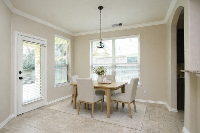 Building Photo - 162 Hearthshire Cir