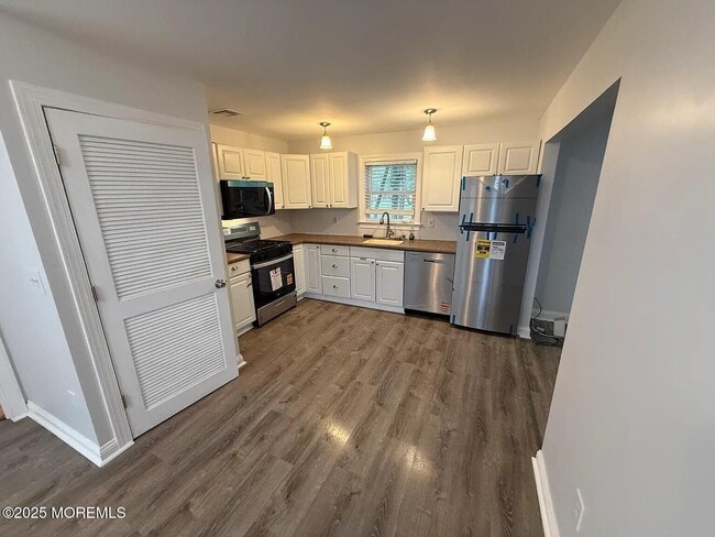 Building Photo - 105 Butler Blvd