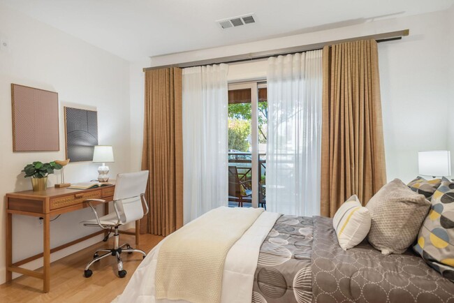 Building Photo - 5 Artisan Way