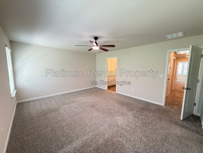 Building Photo - 337 Timberland Ave