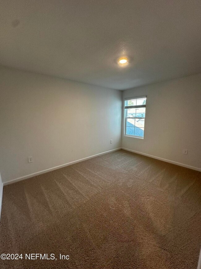 Building Photo - 35 Tidal Bch Ave