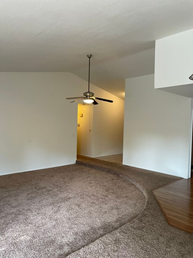 Building Photo - Charming 4-Bedroom, 2-Bathroom Home – Your Perfect Summer Move-In!