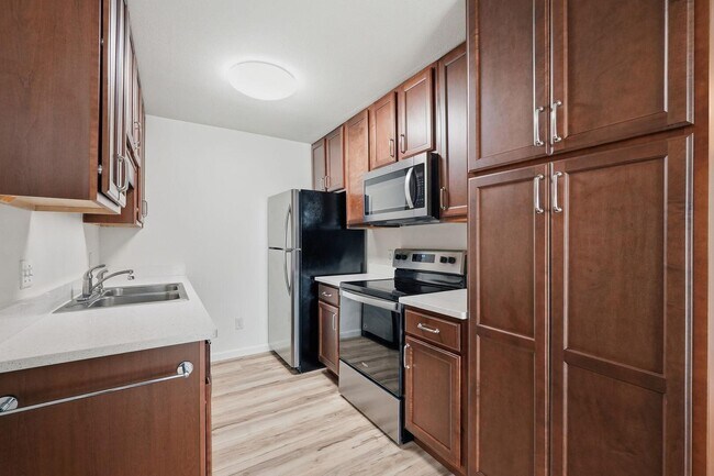 Building Photo - 5 Kelly Way