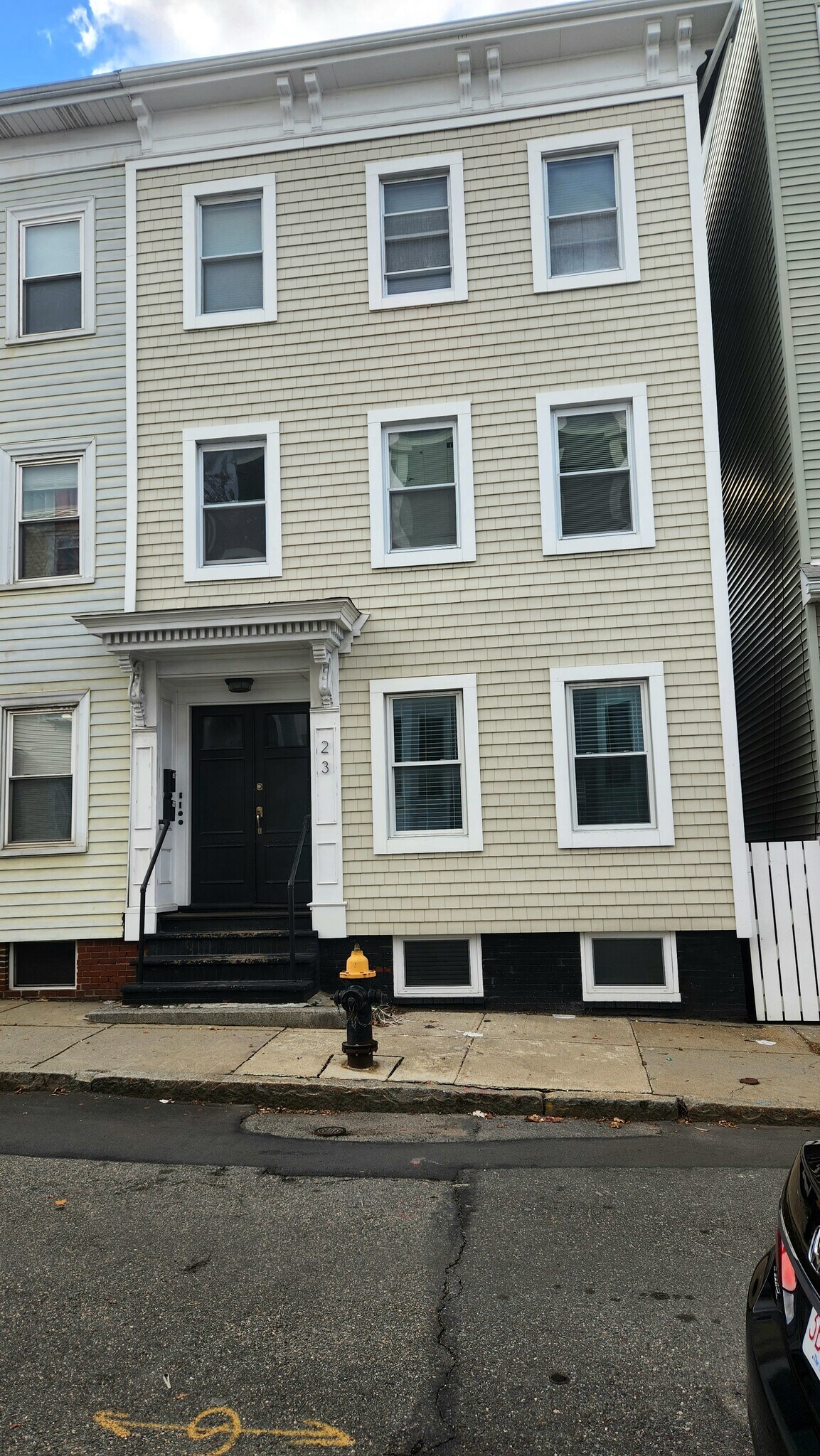Building Photo - 23 Woodward St