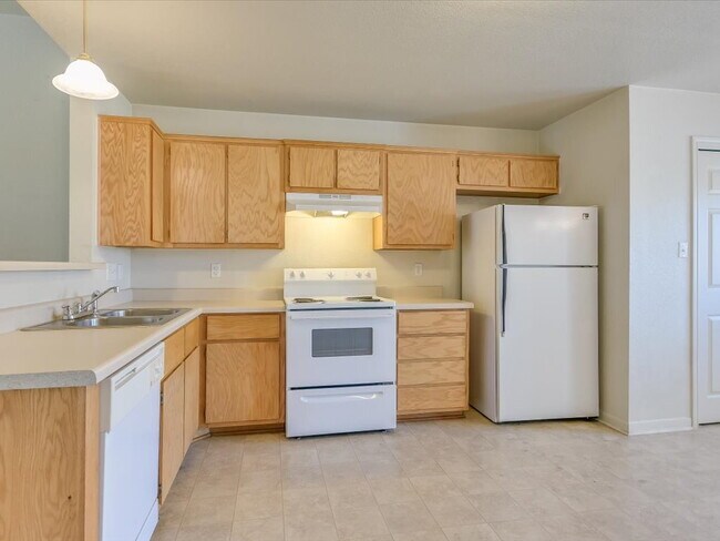 Building Photo - 3805 El Paso Dr