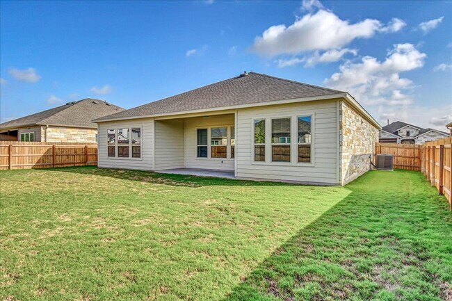 Building Photo - 3750 E Palm Valley Blvd