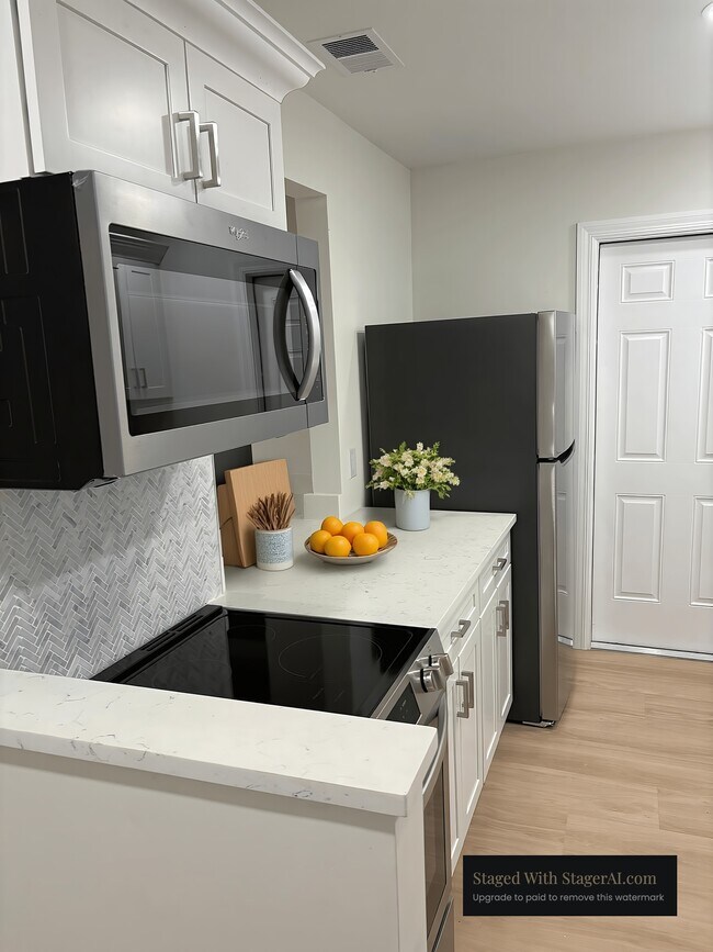 Building Photo - 5853 Harrison St