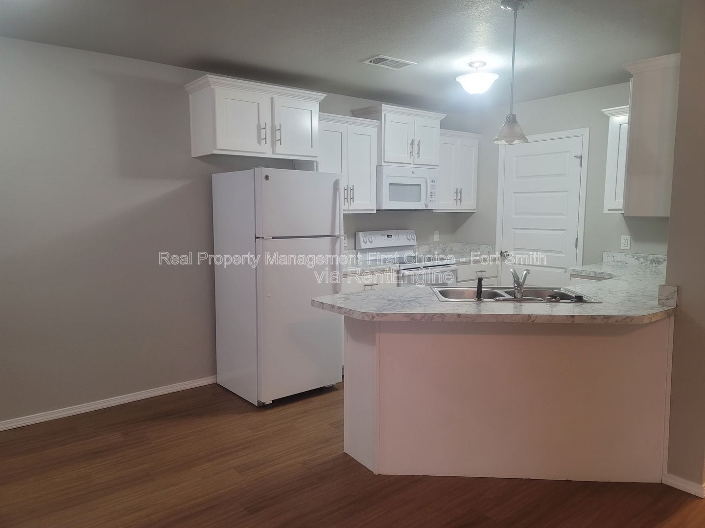 Building Photo - 2101 Ingalls Ln