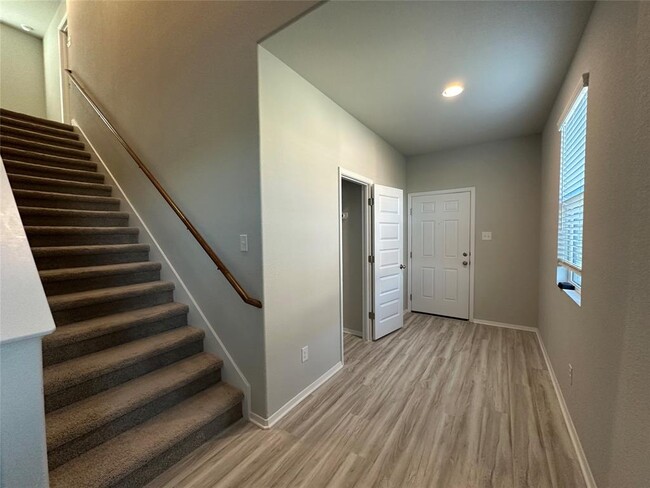 Building Photo - 240 Tall Grass Dr