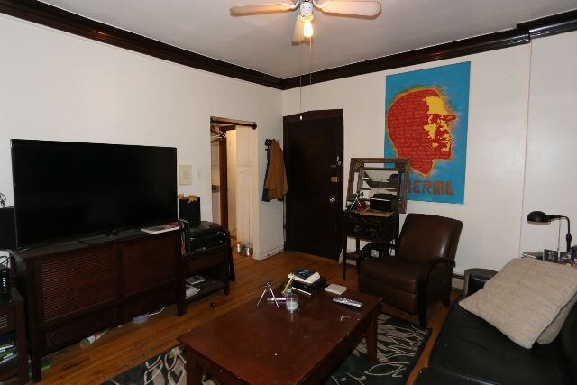 Building Photo - 3827 N Drake Ave