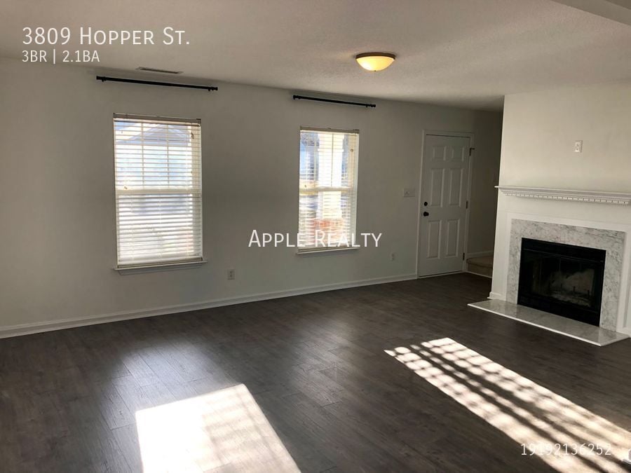 Building Photo - 3809 Hopper St