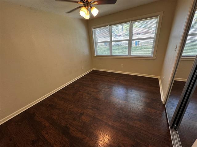 Building Photo - 923 Green Castle Dr