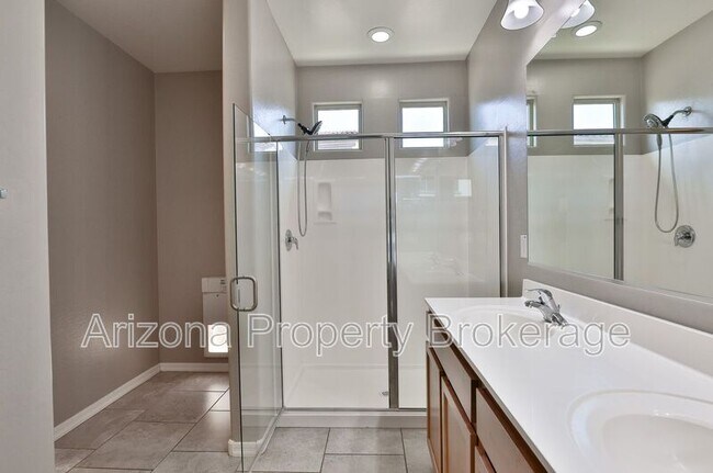 Building Photo - 20933 W Almeria Rd