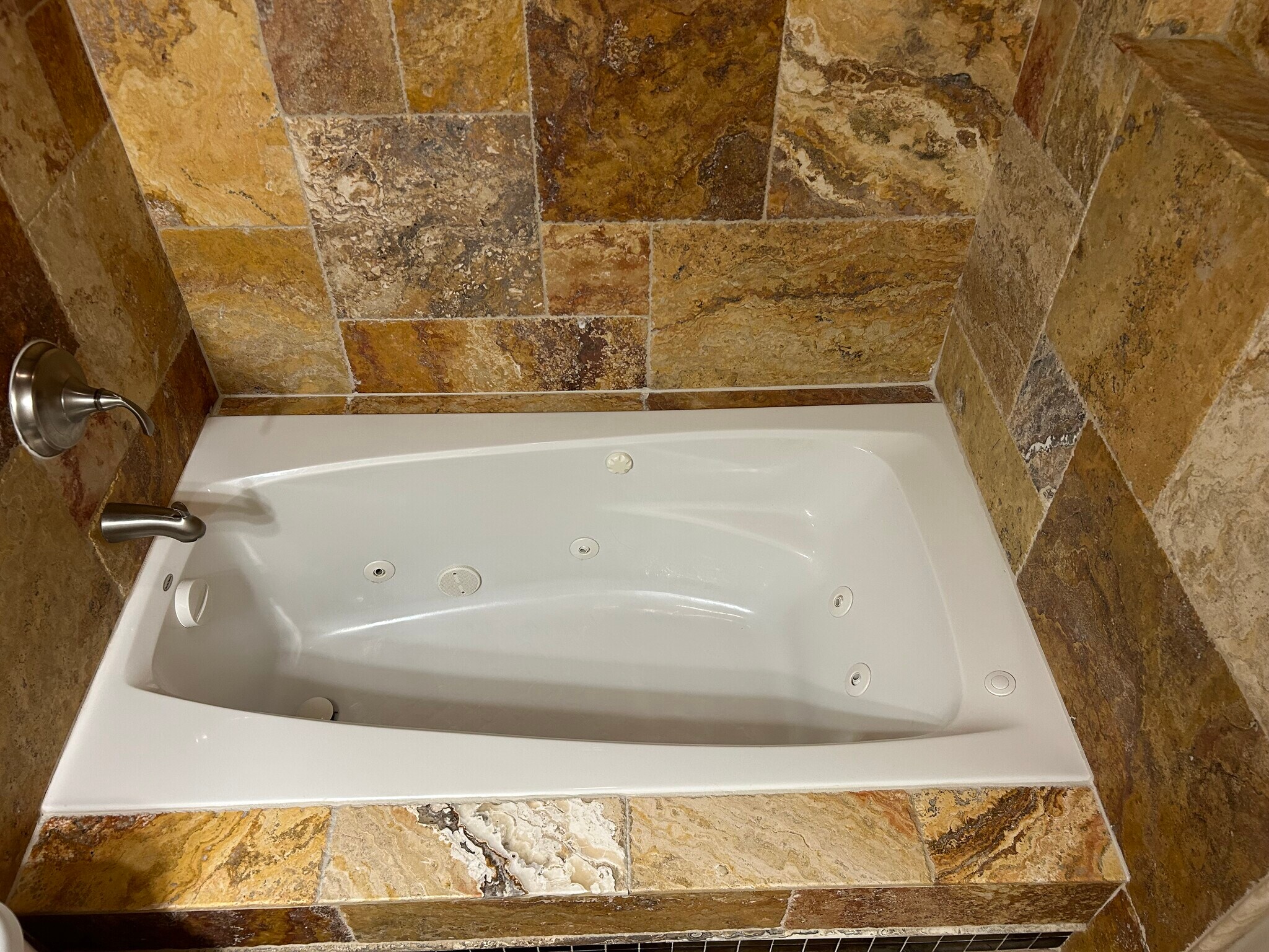 Second Bath - 873 Lake Marion Dr