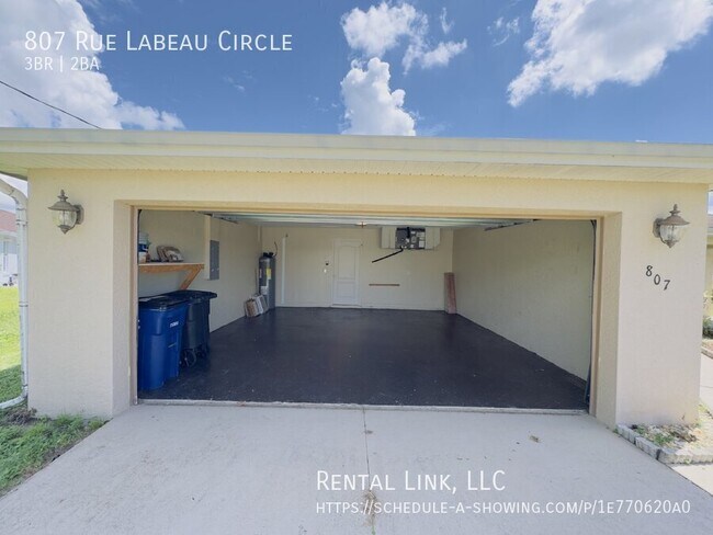 Building Photo - 807 Rue Labeau Cir