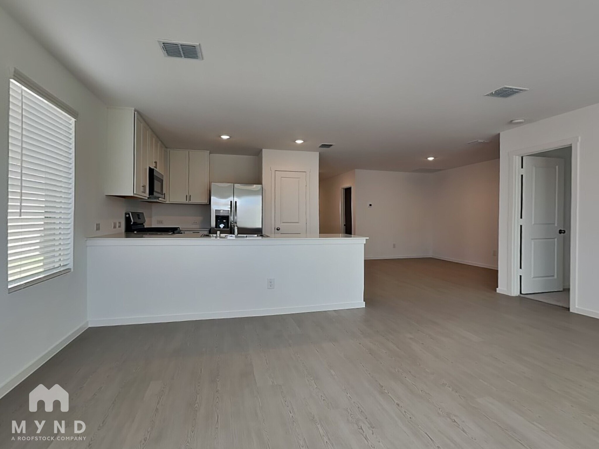 Building Photo - 1836 Javelina St