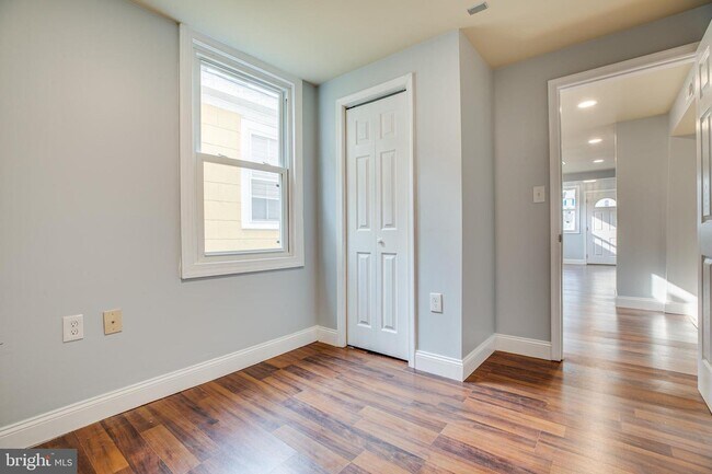 2nd Bedroom - 269 4th Ave