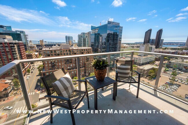 Building Photo - Stunning Southeast corner East Village 2-b...