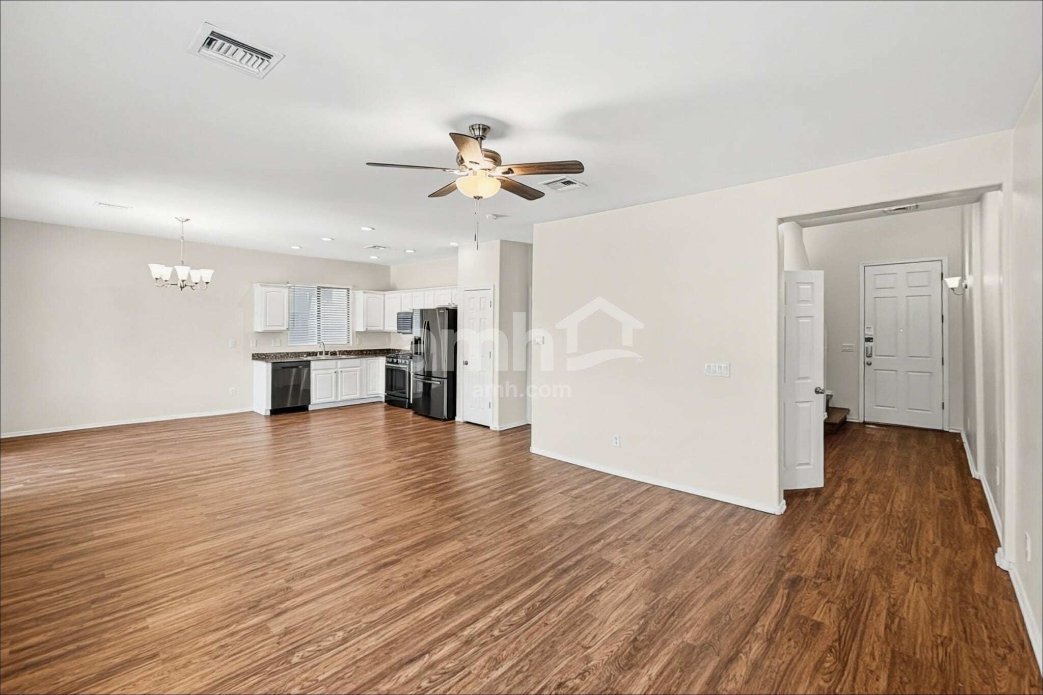 Building Photo - 902 E Autumn Harvest Pl