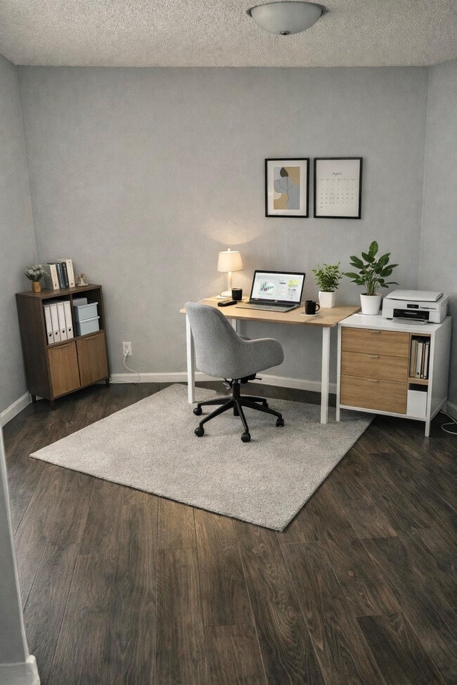 Building Photo - 9733 Westview Dr